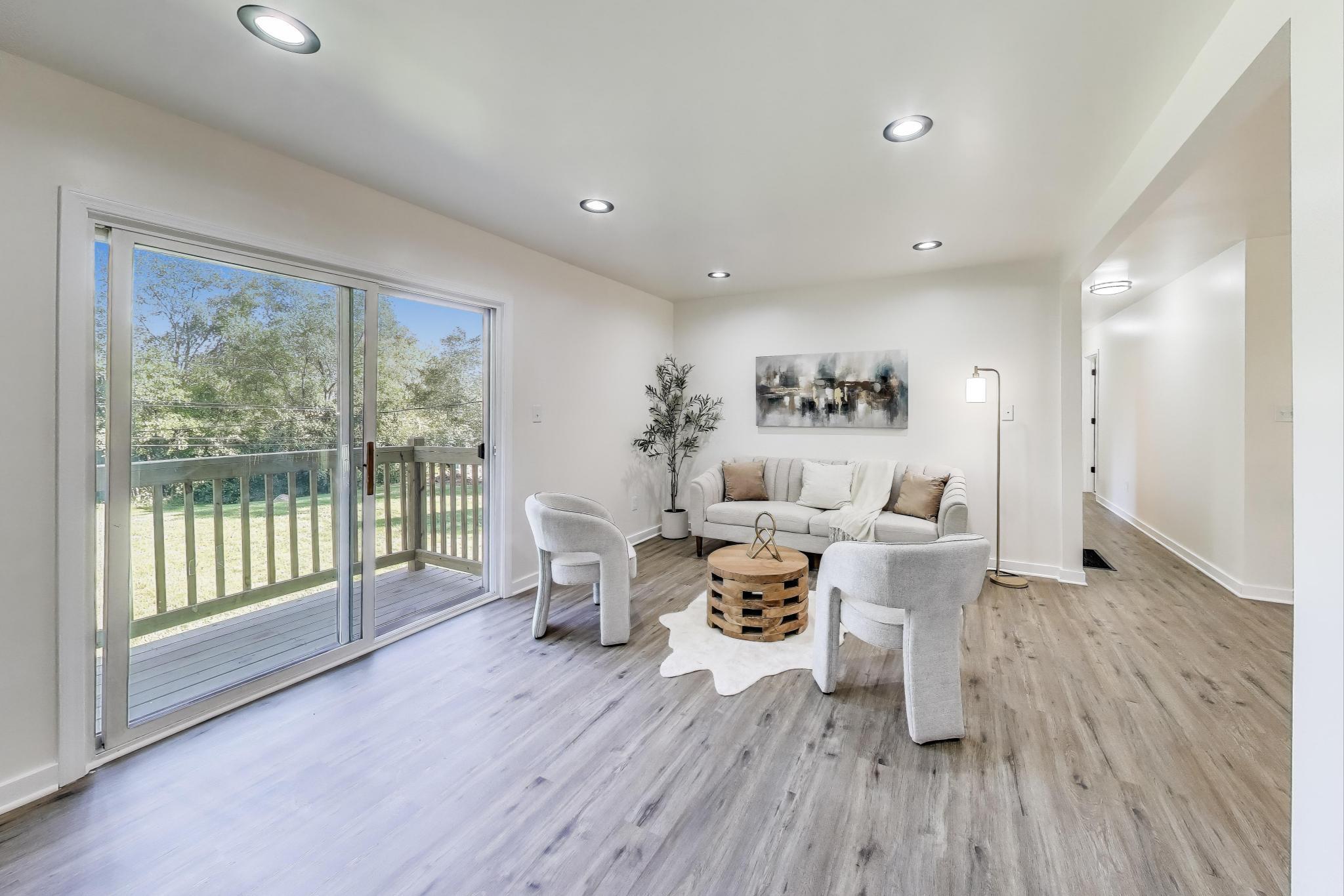 9111 Fairbanks Street Crown Point, IN 46307 - Photo 4 of 43 2048x1366