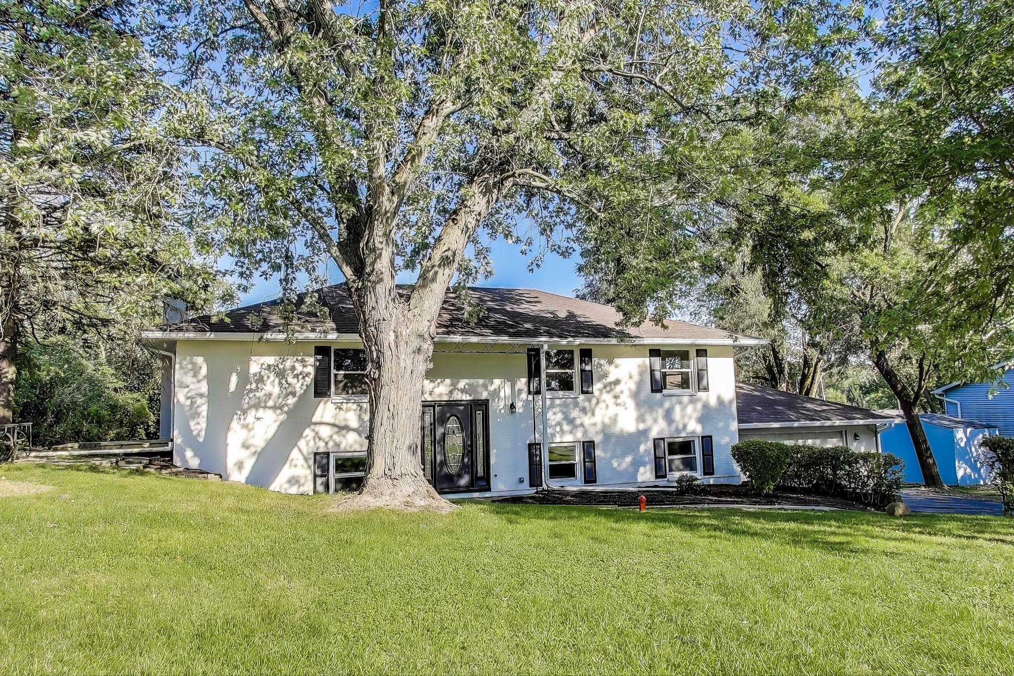 9111 Fairbanks Street Crown Point, IN 46307 - Photo 42 of 43 2048x1365