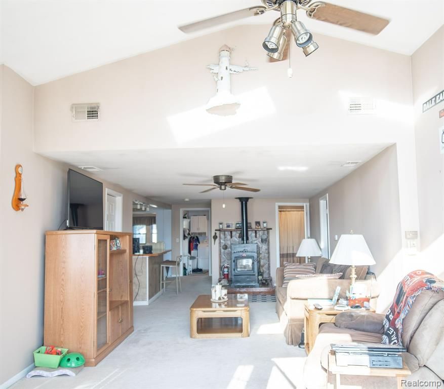2264 North Long Lake Road Fenton, MI 48430 - Photo 14 of 24