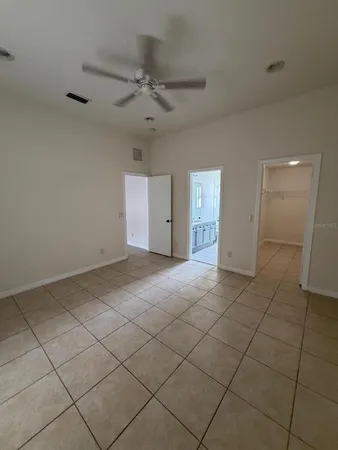 $1,760 | 542 Lakeview Court, Kissimmee, FL 34759