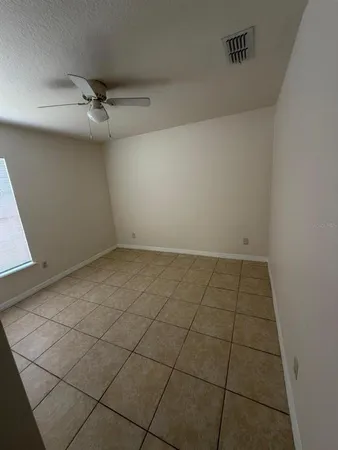 $1,760 | 542 Lakeview Court, Kissimmee, FL 34759