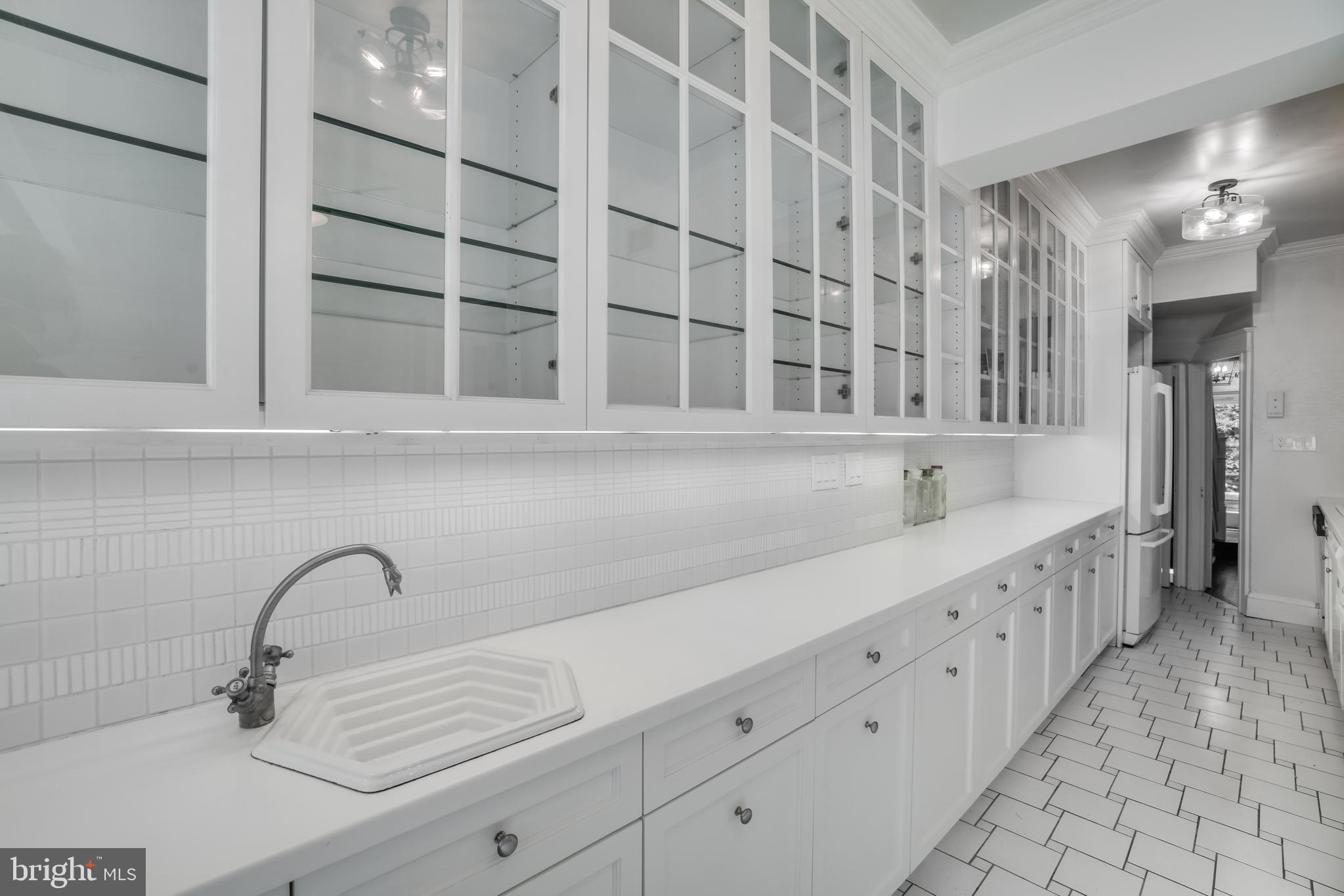 2030 Pierce Mill Road Northwest Washington, DC 20010 - Photo 16 of 25