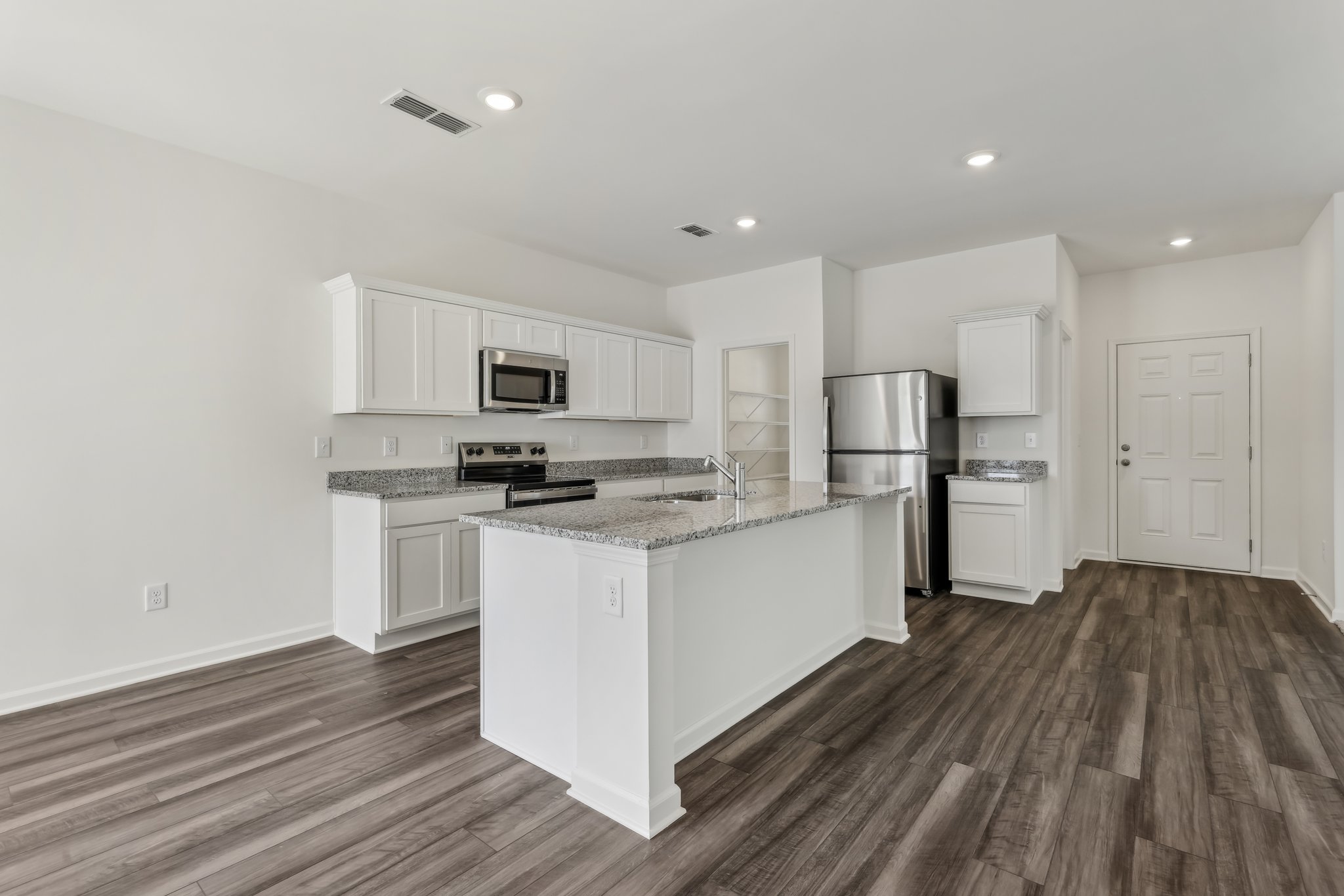 112 Mullen Way Taylor, TX 76574 - Photo 5 of 9