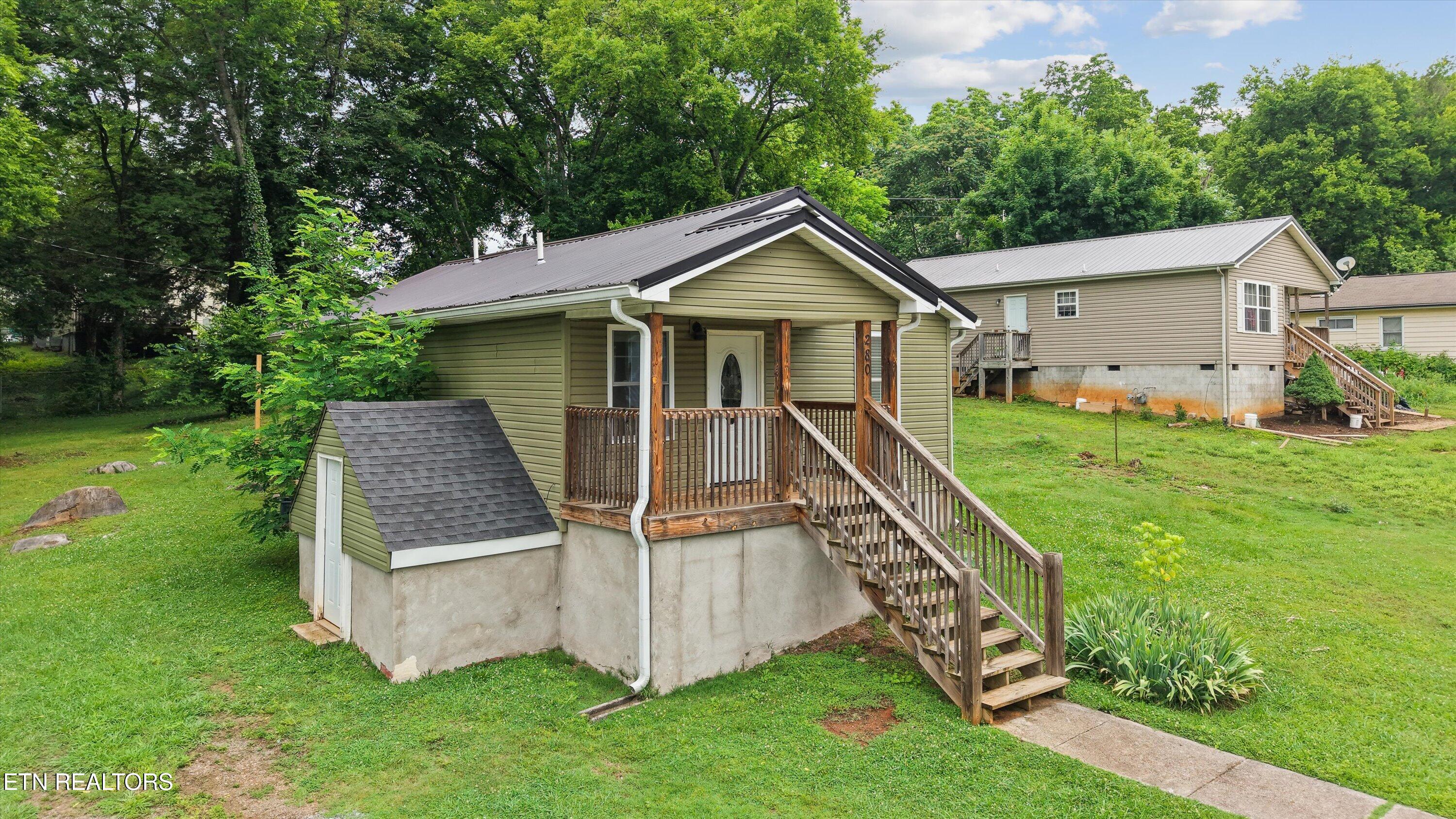 280 West Newcomen Street Alcoa, TN 37701 - Photo 3 of 28 03-280 W Newcomen St 03 - Copy