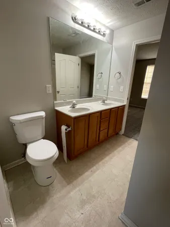 $1,700 | 13869 Willesden Circle, Fishers, IN 46037