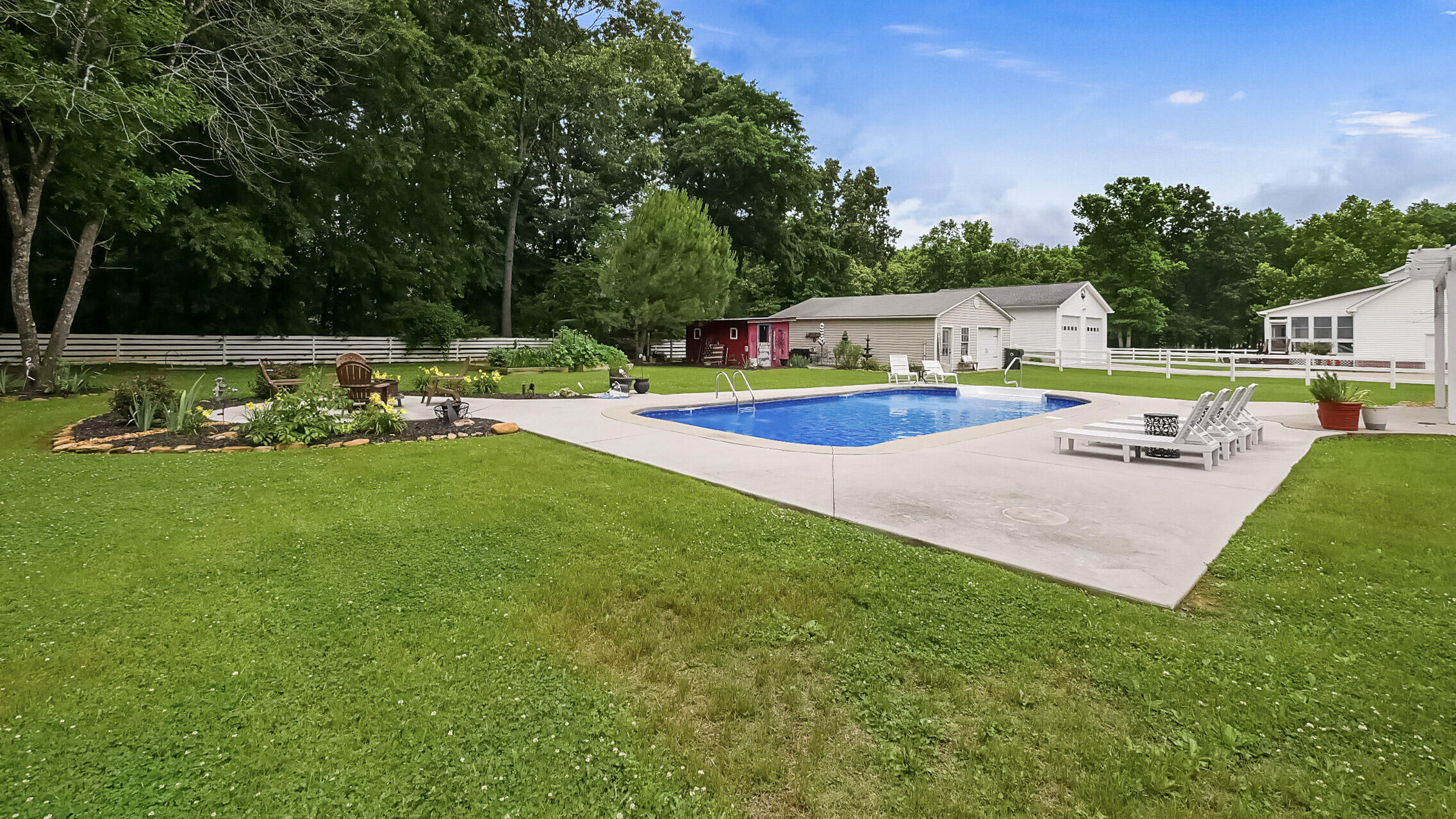 1649 East Boy Scout Road Hixson, TN 37343 - Photo 35 of 46 3-P1730902