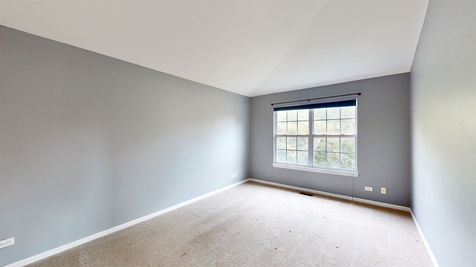 627 Conestoga Road Naperville, IL 60563 - Photo 22 of 46 an empty room with a window