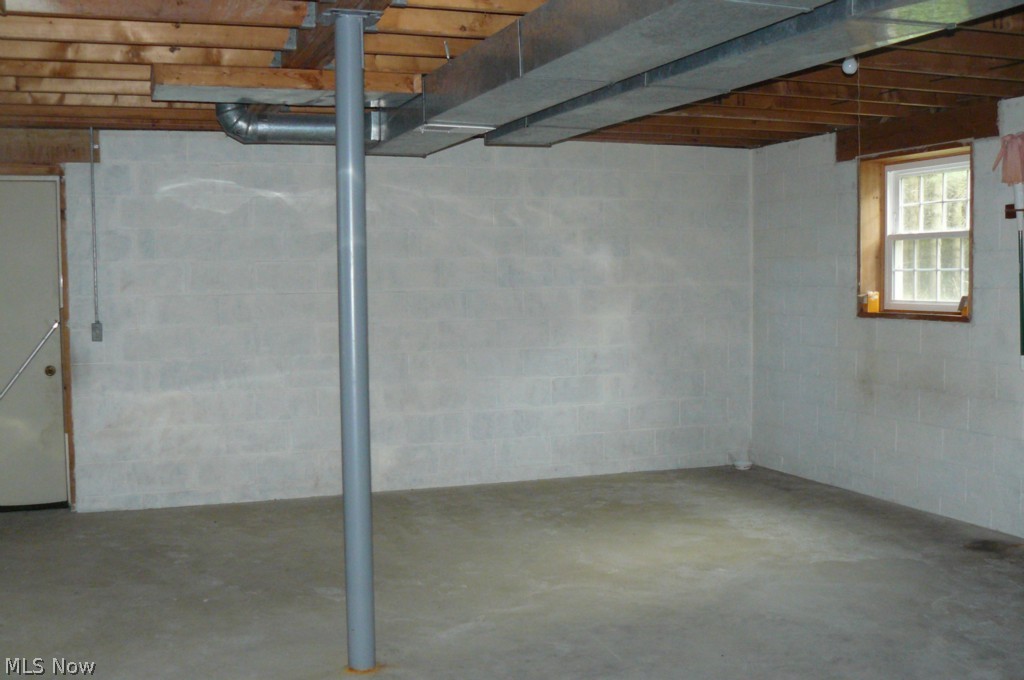 4439 Center Road Conneaut, OH 44030 - Photo 10 of 17 Gallery Image 10