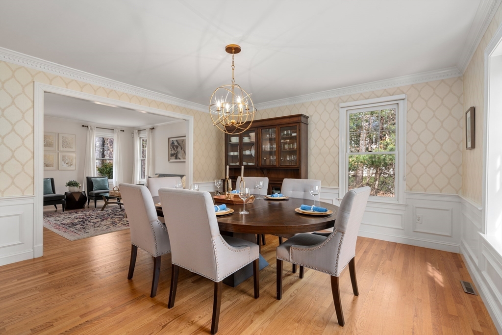 340 Dutton Road Sudbury, MA 01776 - Photo 9 of 42