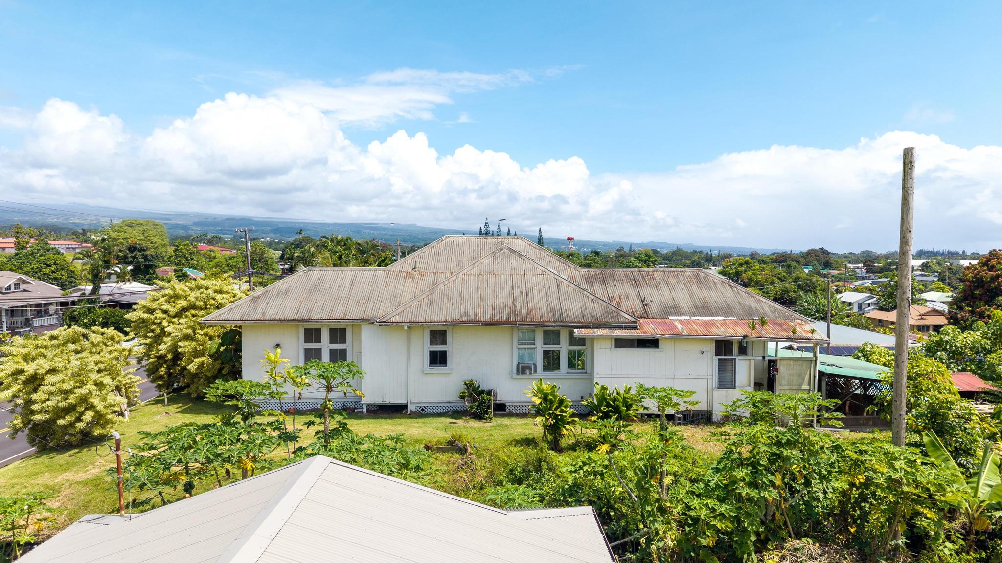 1735 Kinoole Street Hilo, HI 96720 - Photo 7 of 30