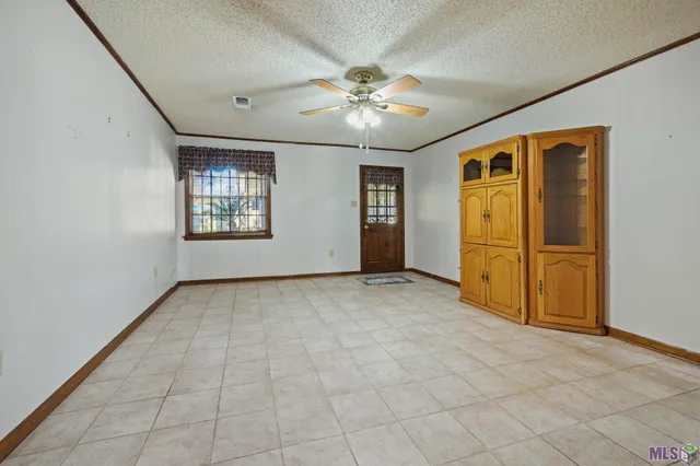 $200,000 | 10815 Stanley Aubin Lane, Baton Rouge, LA 70816