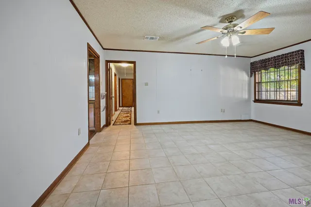 $200,000 | 10815 Stanley Aubin Lane, Baton Rouge, LA 70816