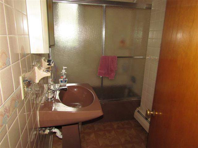7727 South River Road Marine City, MI 48039 - Photo 10 of 12 31060289-9.JPG