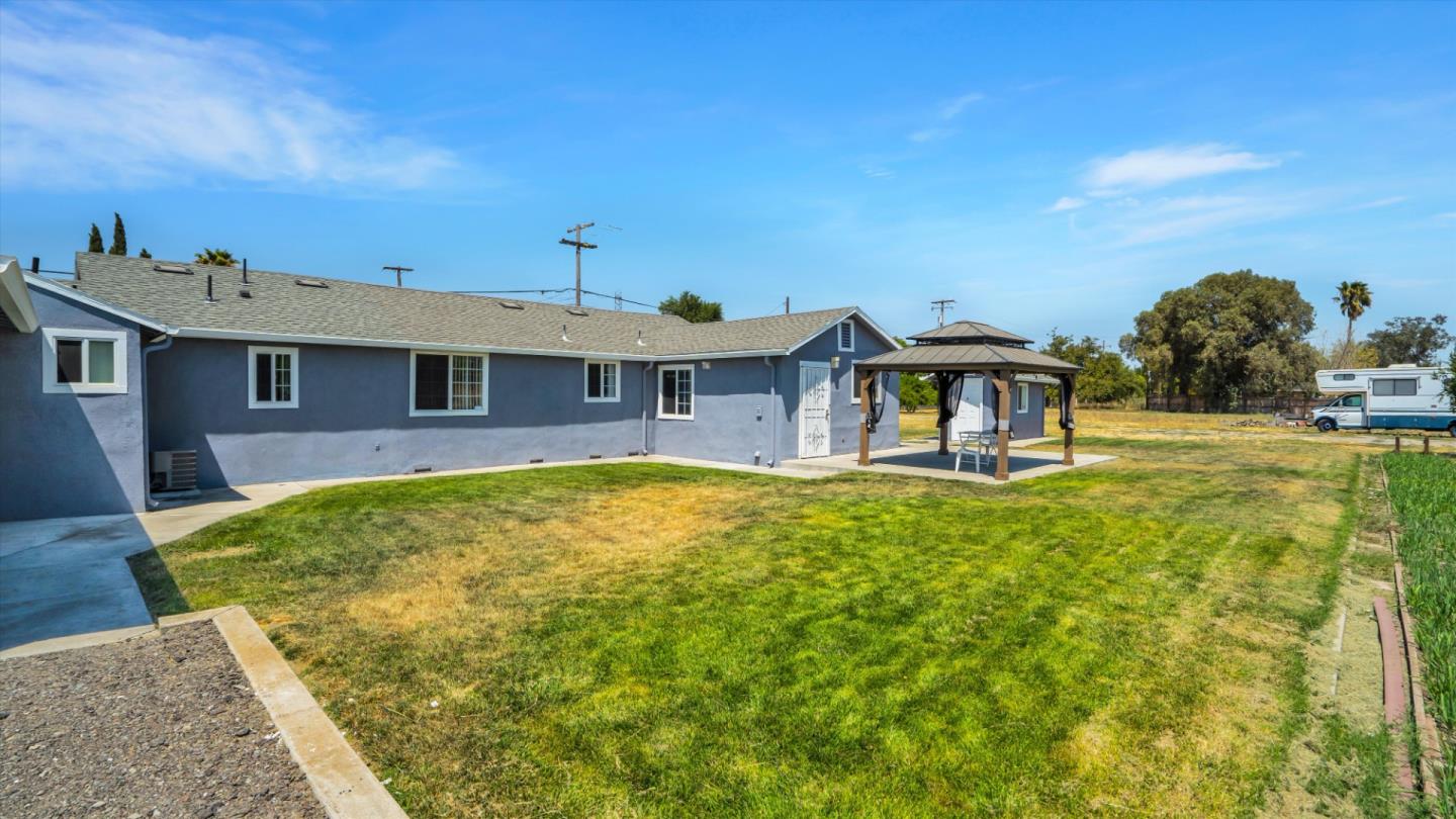21330 Corral Hollow Road Tracy, CA 95304 - Photo 22 of 40 Gallery Image 22