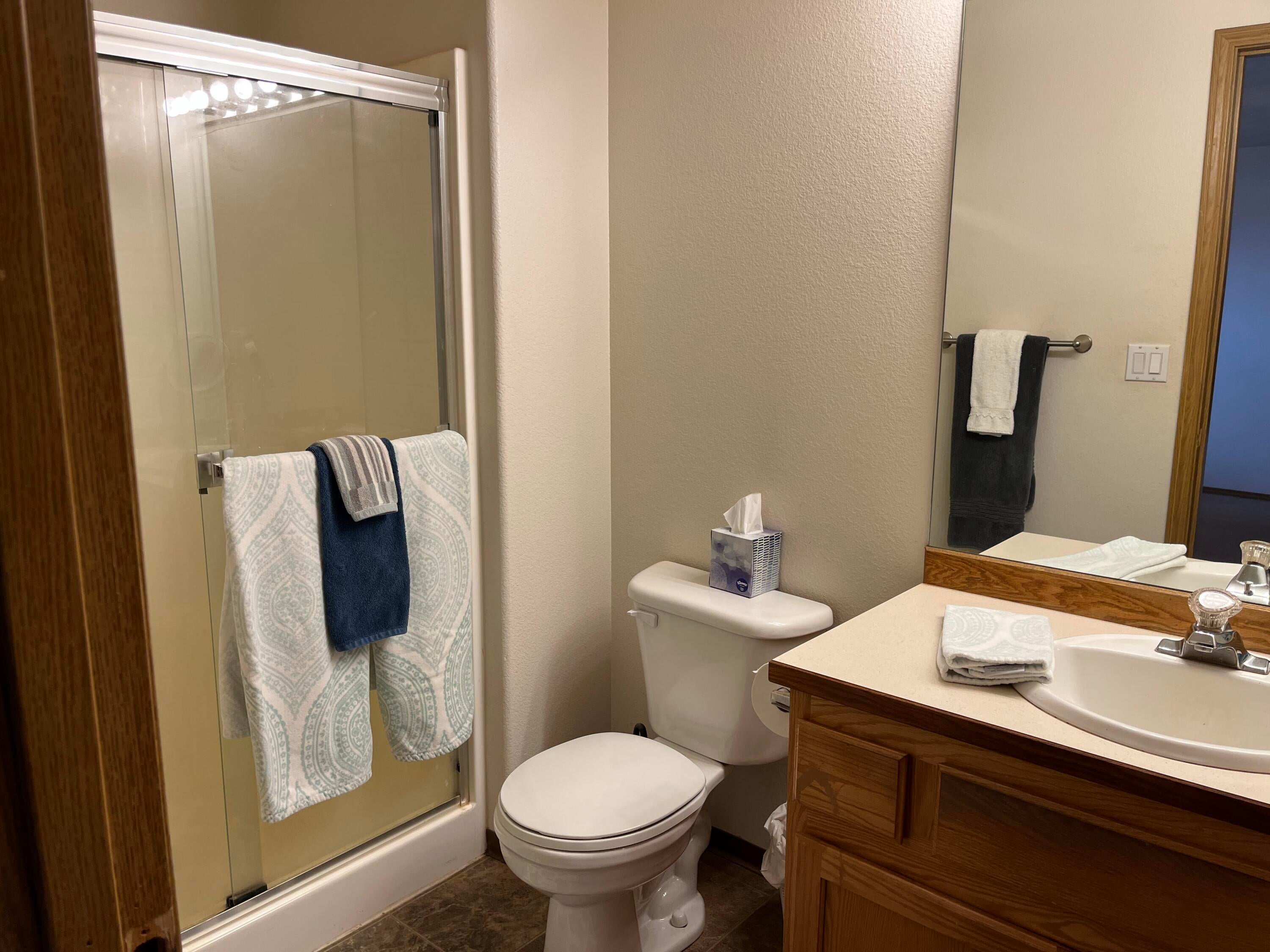1440 Southwest 16th Street Redmond, OR 97756 - Photo 19 of 30 Primary suite bathroom with walk in shower.