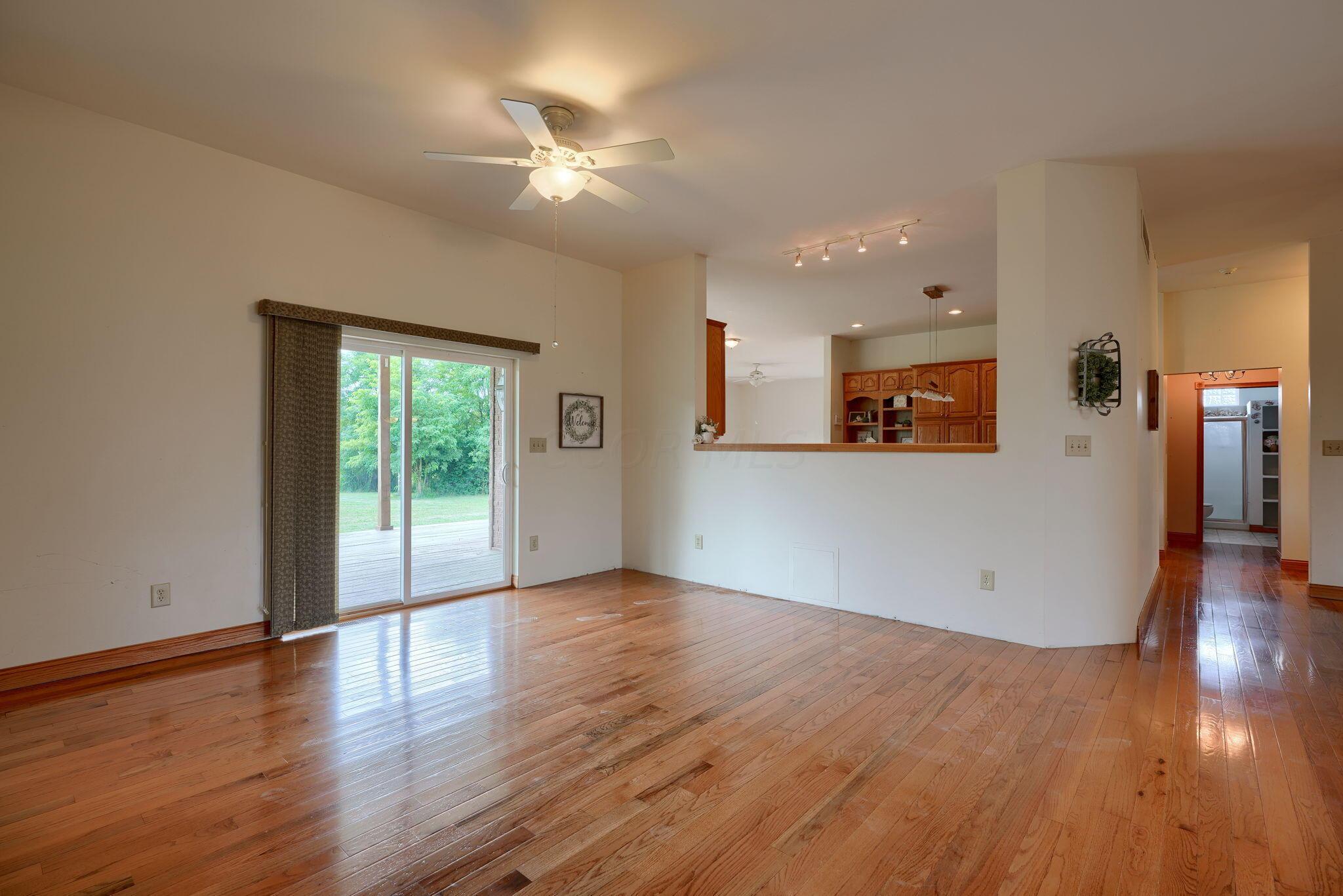 8550 Horseshoe Road Ashley, OH 43003 - Photo 14 of 69 8550 Horseshoe Rd (26)