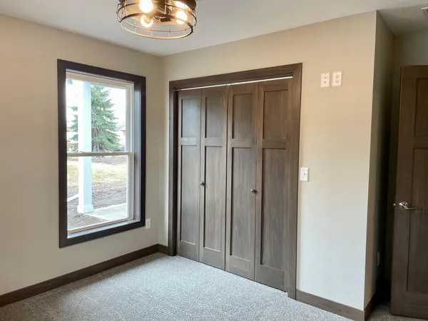 $239,900 | 950 1st Avenue West, Unit 1, Edgerton, MN 56128