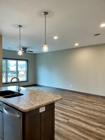 $239,900 | 950 1st Avenue West, Unit 1, Edgerton, MN 56128