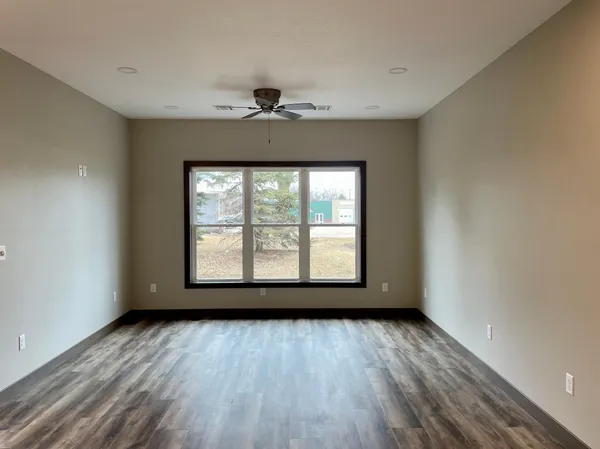 $239,900 | 950 1st Avenue West, Unit 1, Edgerton, MN 56128
