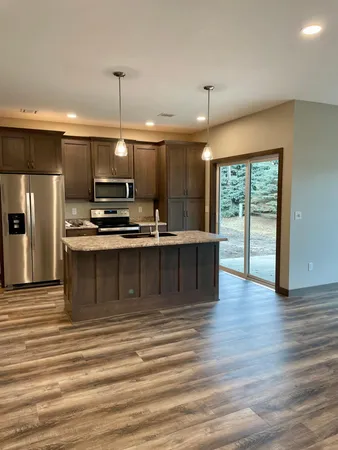 $239,900 | 950 1st Avenue West, Unit 1, Edgerton, MN 56128