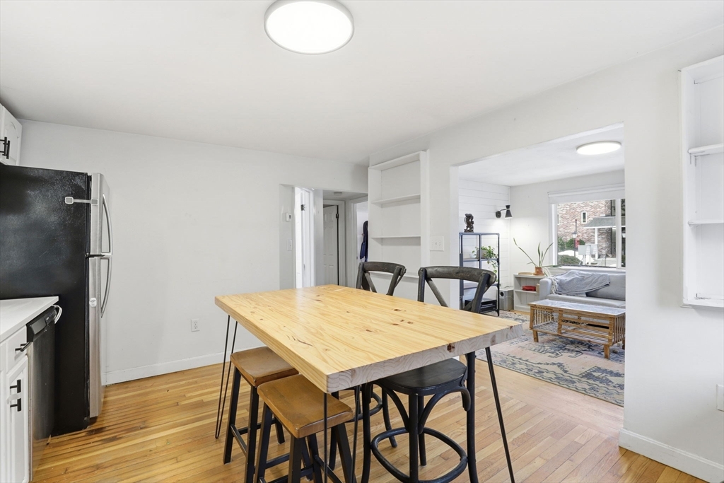 39 Cross Street Quincy, MA 02169 - Photo 6 of 42