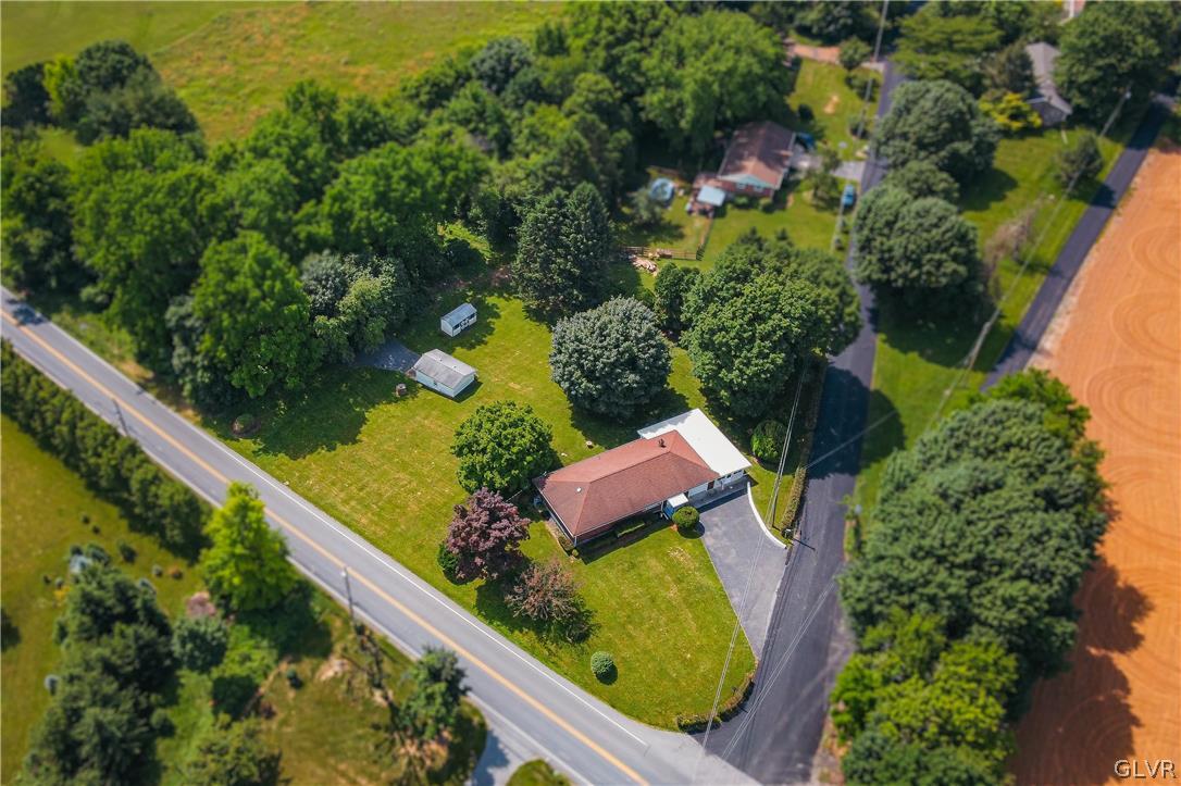 3990 Seiples Station Road Whitehall, PA 18052 - Photo 2 of 23 Gallery Image 2