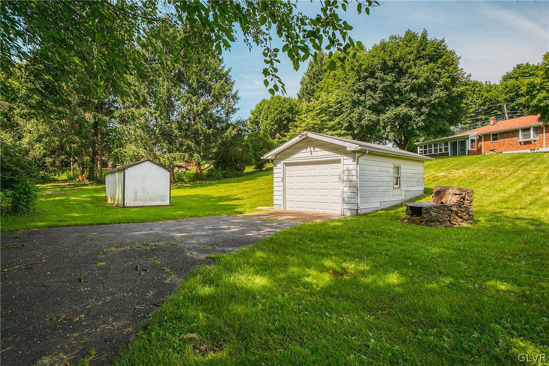 3990 Seiples Station Road Whitehall, PA 18052 - Photo 8 of 23 Gallery Image 8