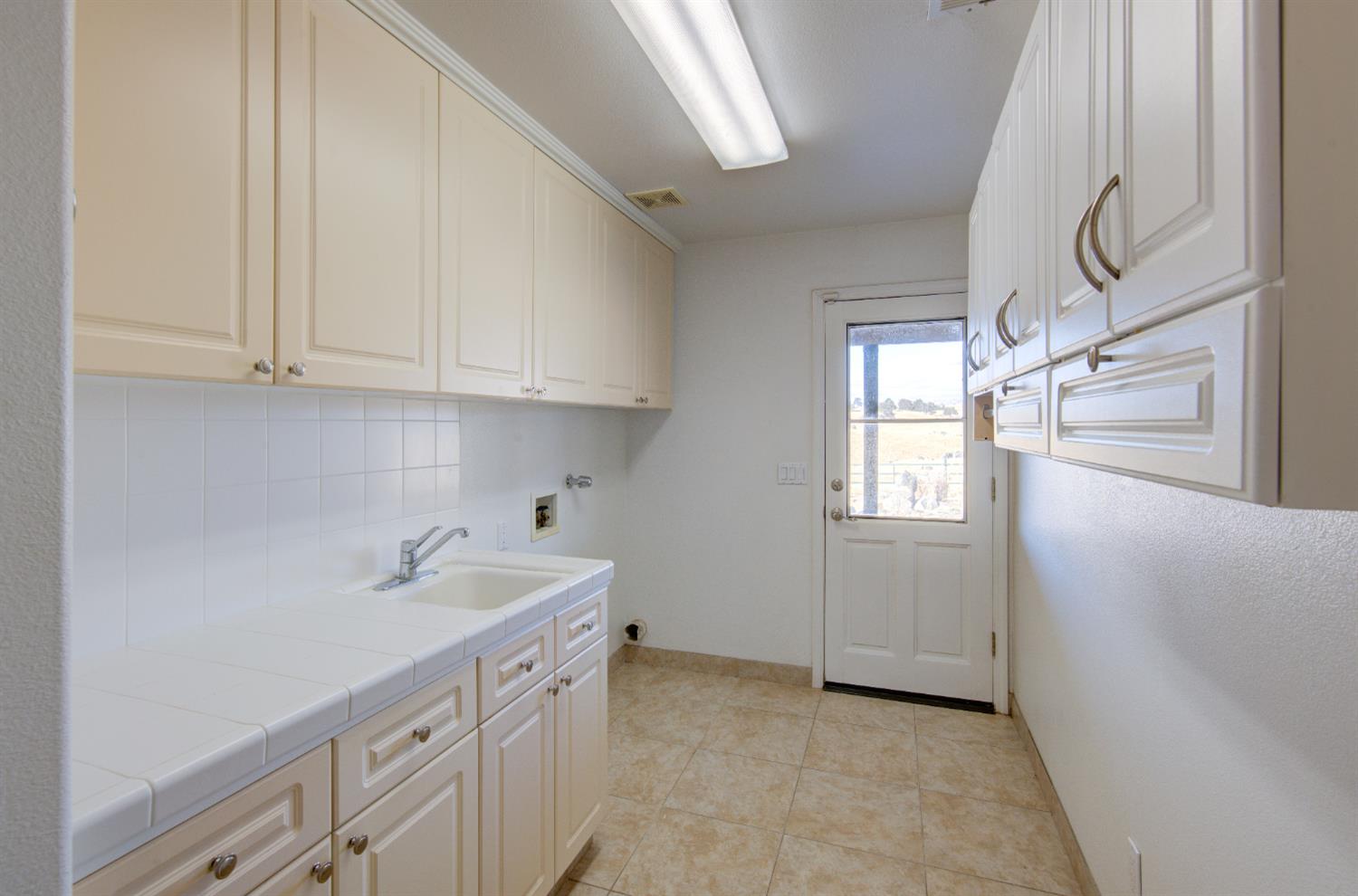 19580 Watts Valley Road Sanger, CA 93657 - Photo 19 of 22