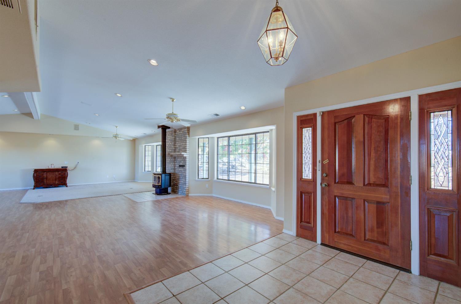 19580 Watts Valley Road Sanger, CA 93657 - Photo 3 of 22