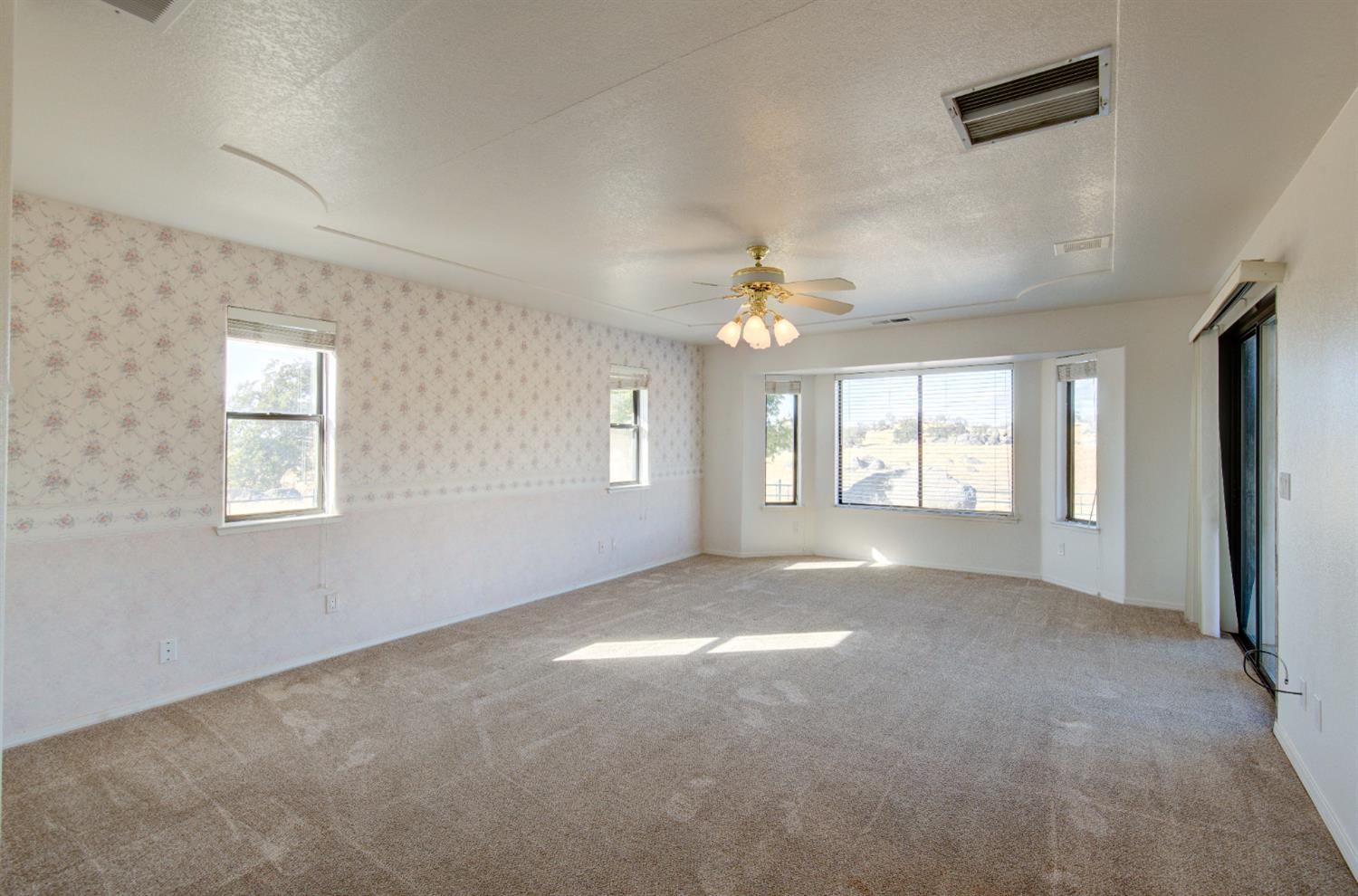 19580 Watts Valley Road Sanger, CA 93657 - Photo 10 of 22