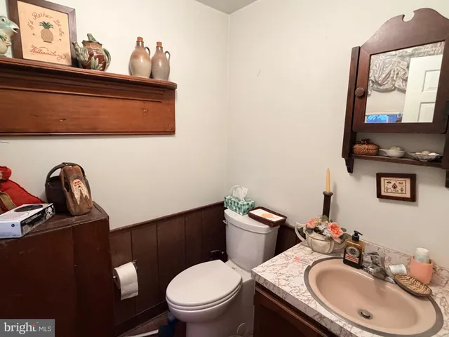 $500,000 | 1038 Edgewood Chase Drive, Glen Mills, PA 19342