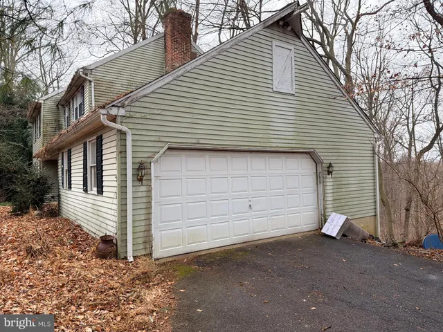 $500,000 | 1038 Edgewood Chase Drive, Glen Mills, PA 19342