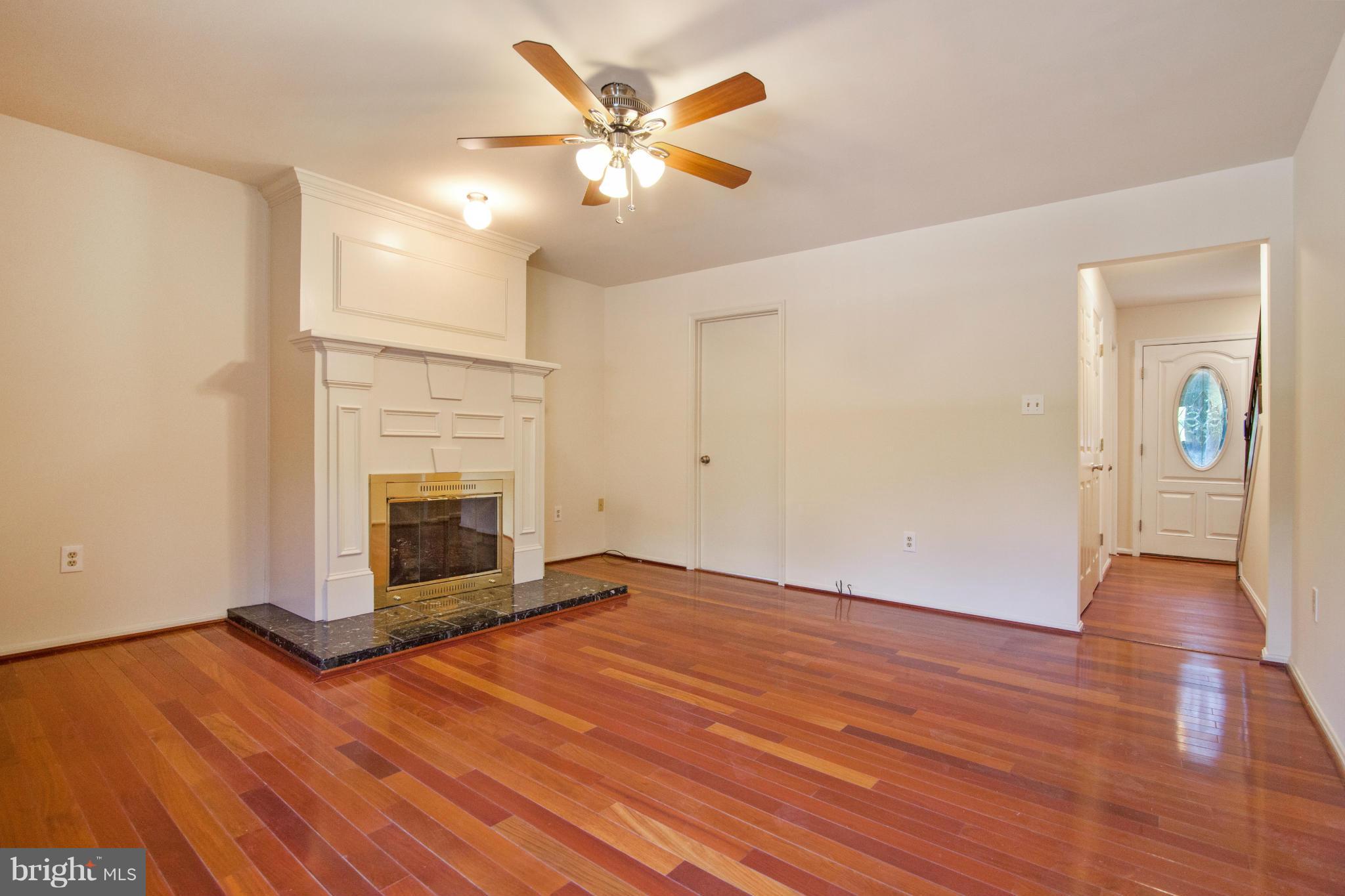 9002 Stonewall Road Manassas, VA 20110 - Photo 11 of 30 Family Room