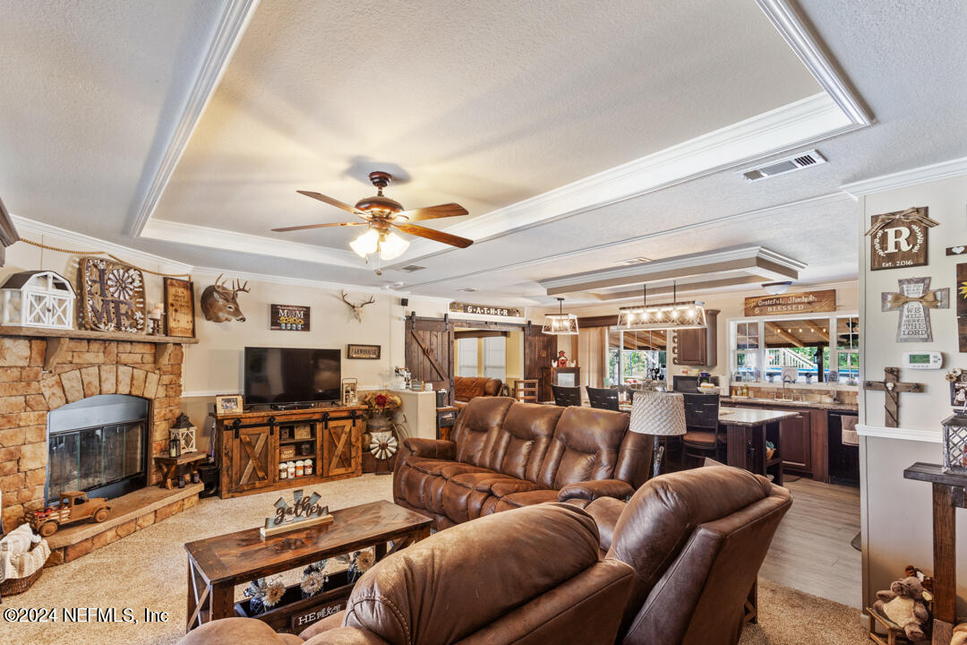 134 Forest Hills Road Melrose, FL 32666 - Photo 5 of 37 5