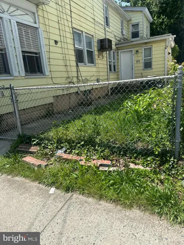 $240,000 | 371 East Broadway, Salem, NJ 08079