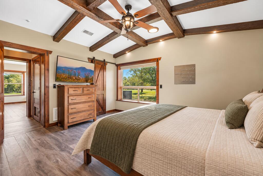 24 Edmiston Road Comfort, TX 78013 - Photo 18 of 55 Gallery Image 18