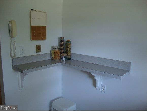 8 A Cranberry Road Manahawkin, NJ 08050 - Photo 6 of 21 Gallery Image 6