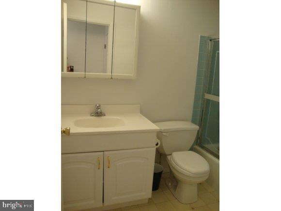 8 A Cranberry Road Manahawkin, NJ 08050 - Photo 10 of 21 Gallery Image 10