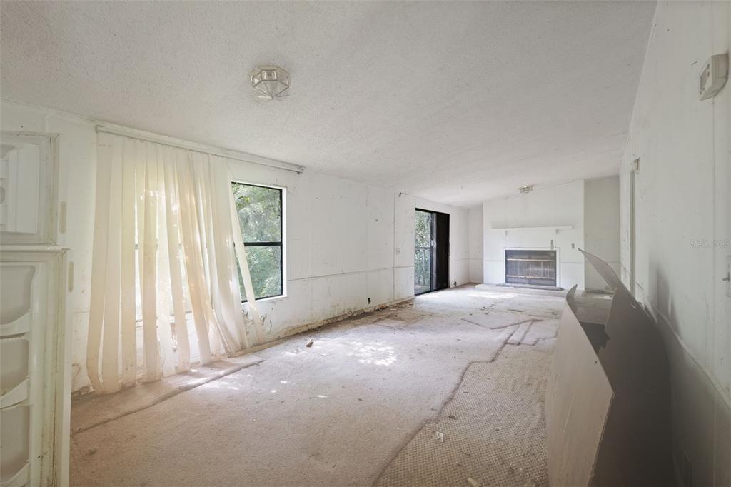 7396 Southview Court Weeki Wachee, FL 34613 - Photo 5 of 18 Gallery Image 5