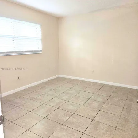 $2,400 | 2210 Southwest 46th Court, Unit 4, Dania Beach, FL 33312