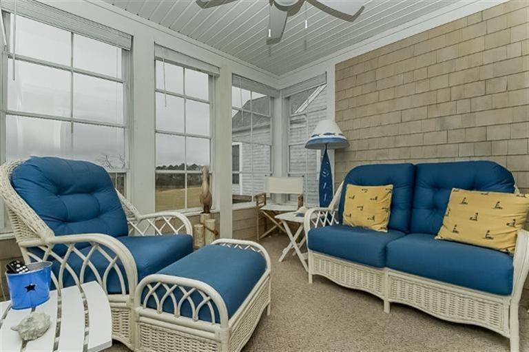 80 Brookside Road, Unit 205 Bourne, MA 02532 - Photo 11 of 35 a living room with furniture