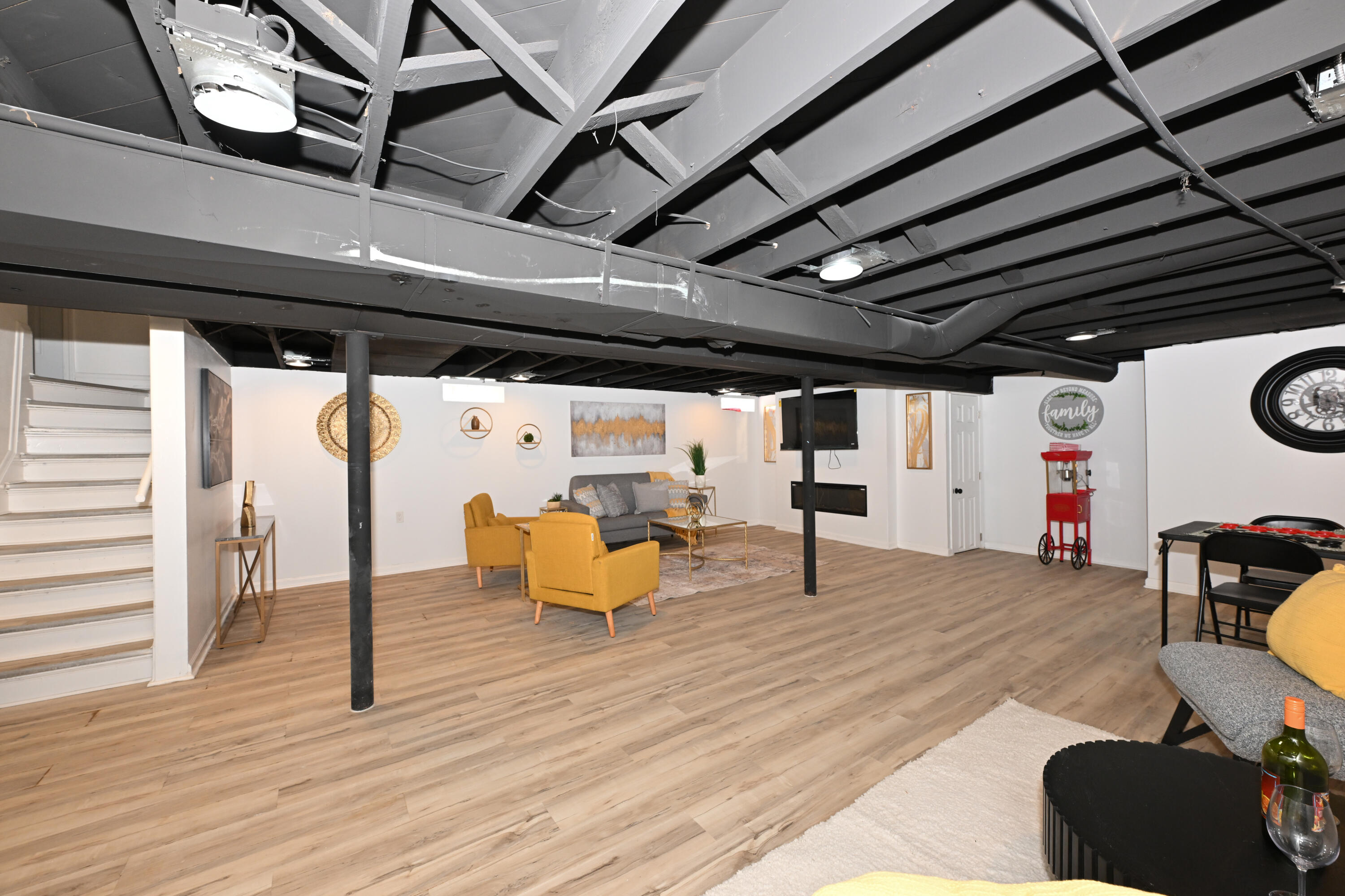 4208 North 19th Pl. Milwaukee, WI 53209 - Photo 27 of 35 Rec Room