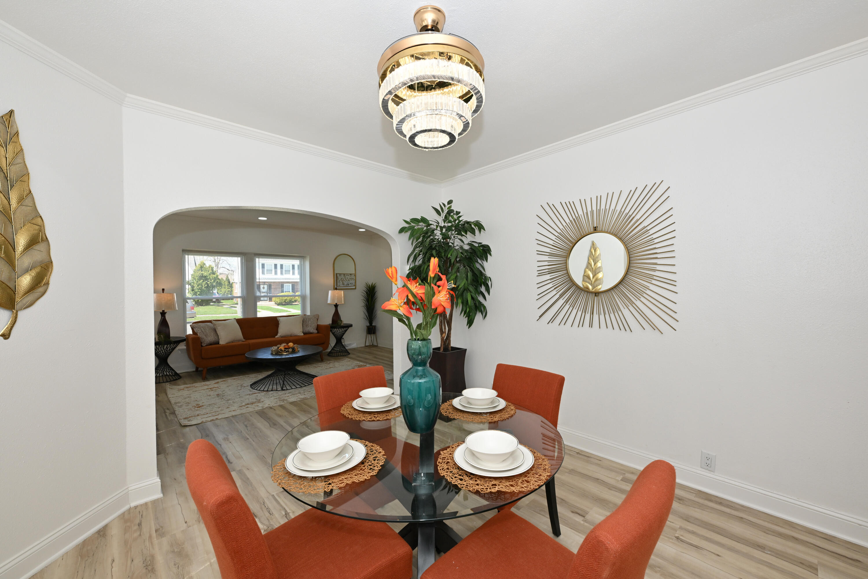 4208 North 19th Pl. Milwaukee, WI 53209 - Photo 9 of 35 Dining Room