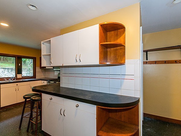 76 Lake Shore Road Boston, MA 02135 - Photo 11 of 20