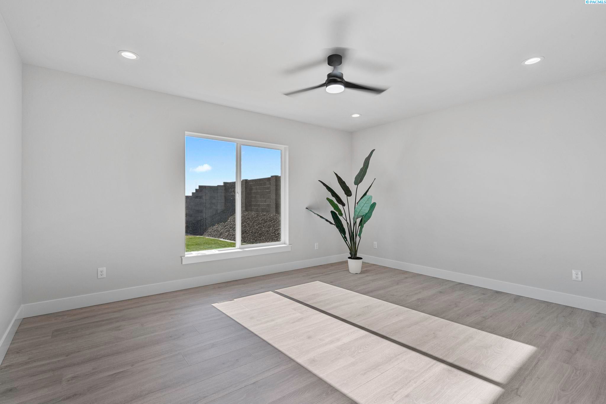 4154 North Clover Road Richland, WA 99352 - Photo 25 of 44 Gallery Image 25