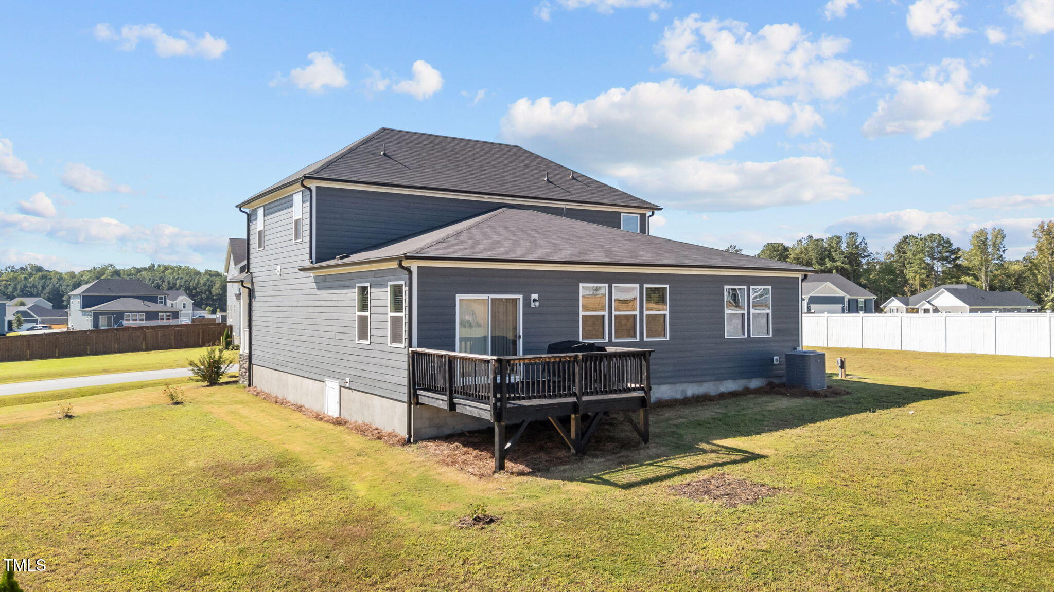 7609 Redwood Rdg Way Willow Spring, NC 27592 - Photo 17 of 54 17-web-or-mls-DJI_20250908102901_0255_D