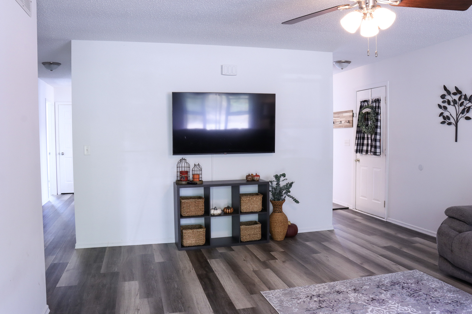 715 Lawrence Lane Prophetstown, IL 61277 - Photo 2 of 30