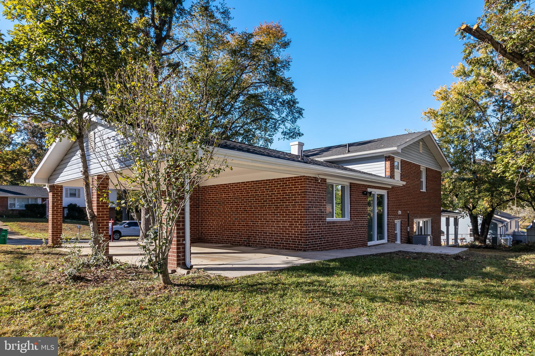 2804 Testway Avenue Fort Washington, MD 20744 - Photo 2 of 36 a view of a house with a yard