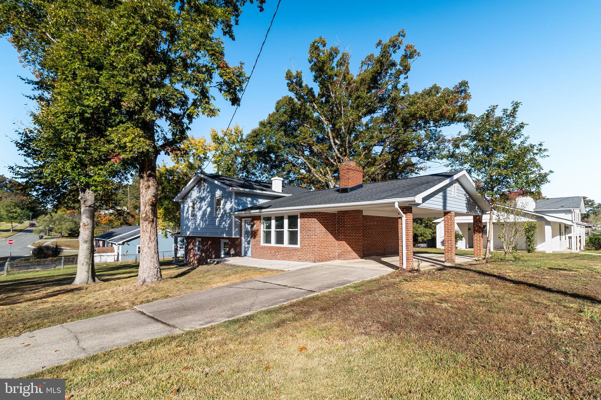 2804 Testway Avenue Fort Washington, MD 20744 - Photo 4 of 36 front view of a house with a street