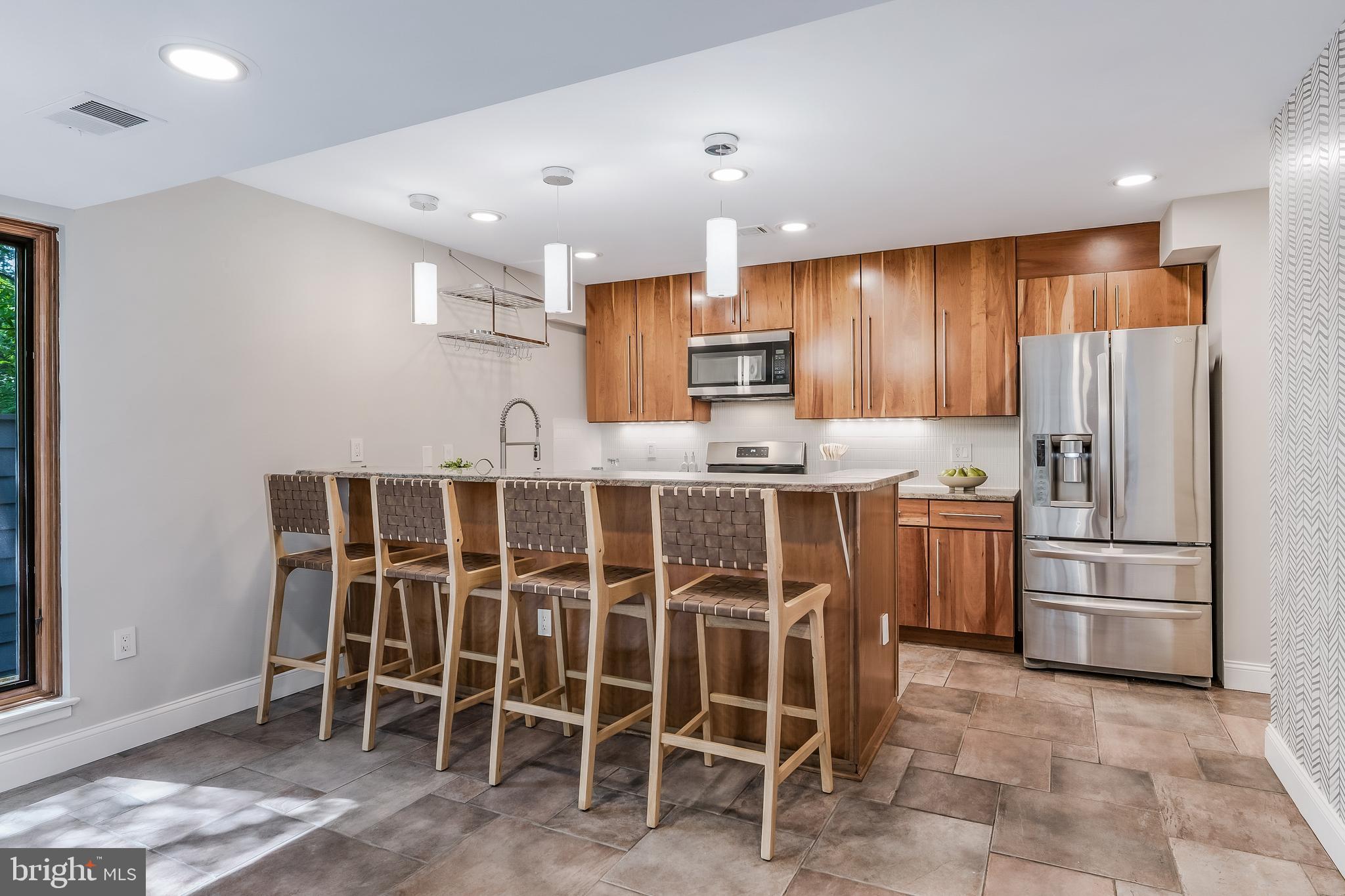 1982 Solaridge Court Reston, VA 20191 - Photo 14 of 65